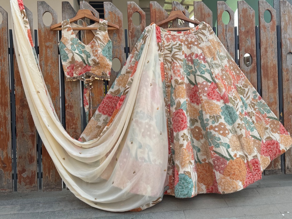 Gulab | Cream