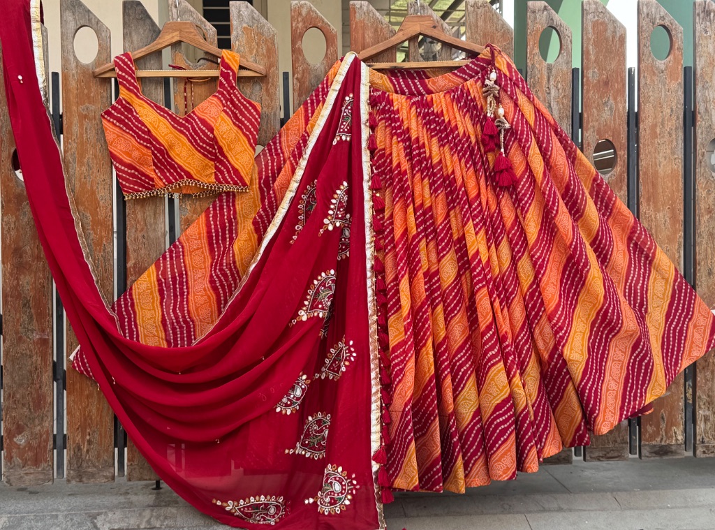 Piya | Red - Rust