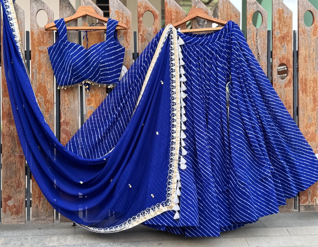 Rose | Royal blue